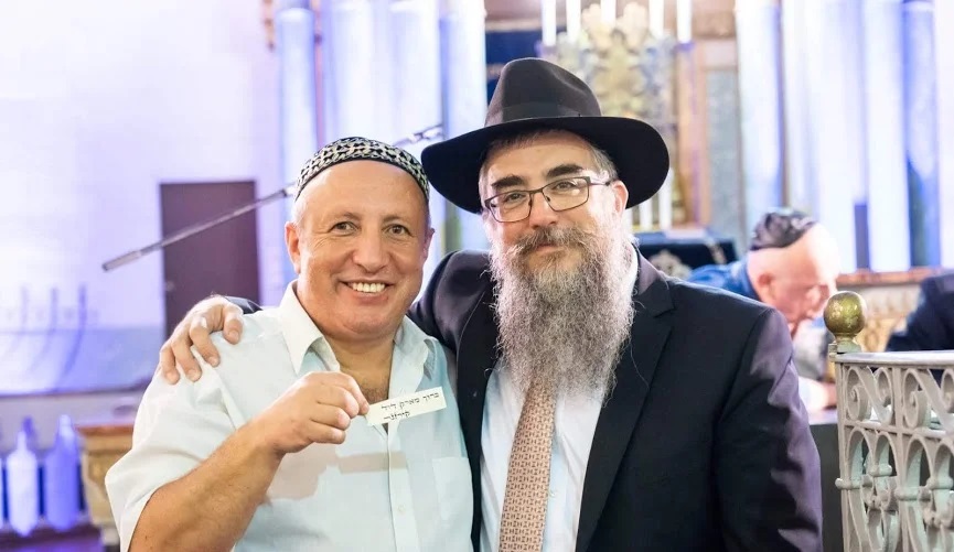 Rabbi Sholom Ber and Nechama Dina Krinsky, Chabad of Lithuania, Vilna, Lithuania   The Chassidishe Litvak